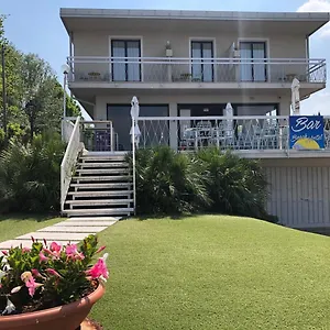 3* Panzió Garda