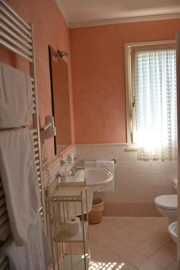 Hotel La Terrazzina Gargnano 0*,  Italy