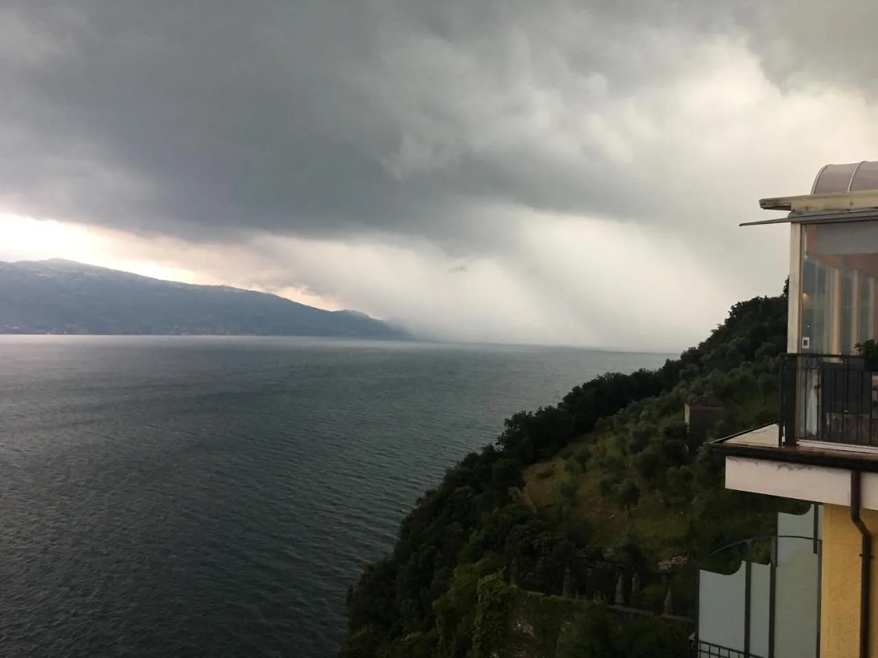 Hotel La Terrazzina Gargnano 0*,  Italy